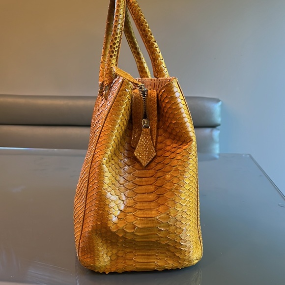 Python handbag. Excellent condition. - Picture 2 of 4